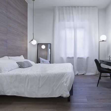 Suite Vogue Espresso Voghera Ngoại thất bức ảnh