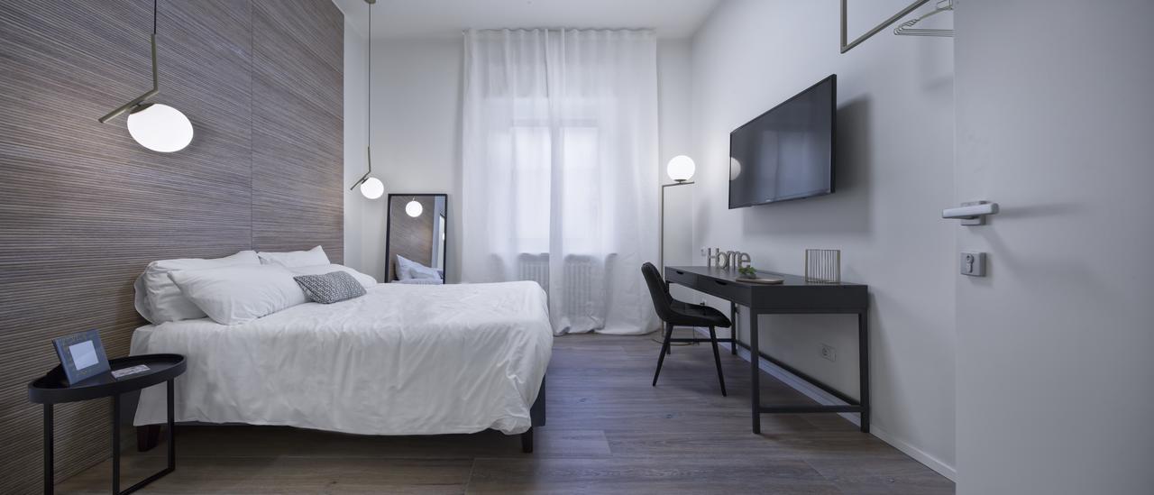 Suite Vogue Espresso Voghera Ngoại thất bức ảnh